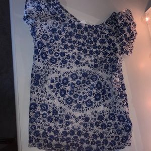 A zara kids ruffle sleeved top